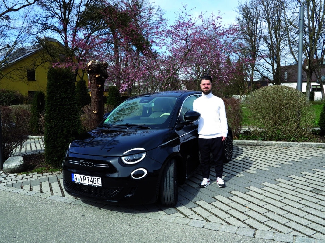 Den neuen Fiat 500e, zur Verfügung gestellt von Fiat Haas, testete AJ-Reporter Johannes Kaiser.